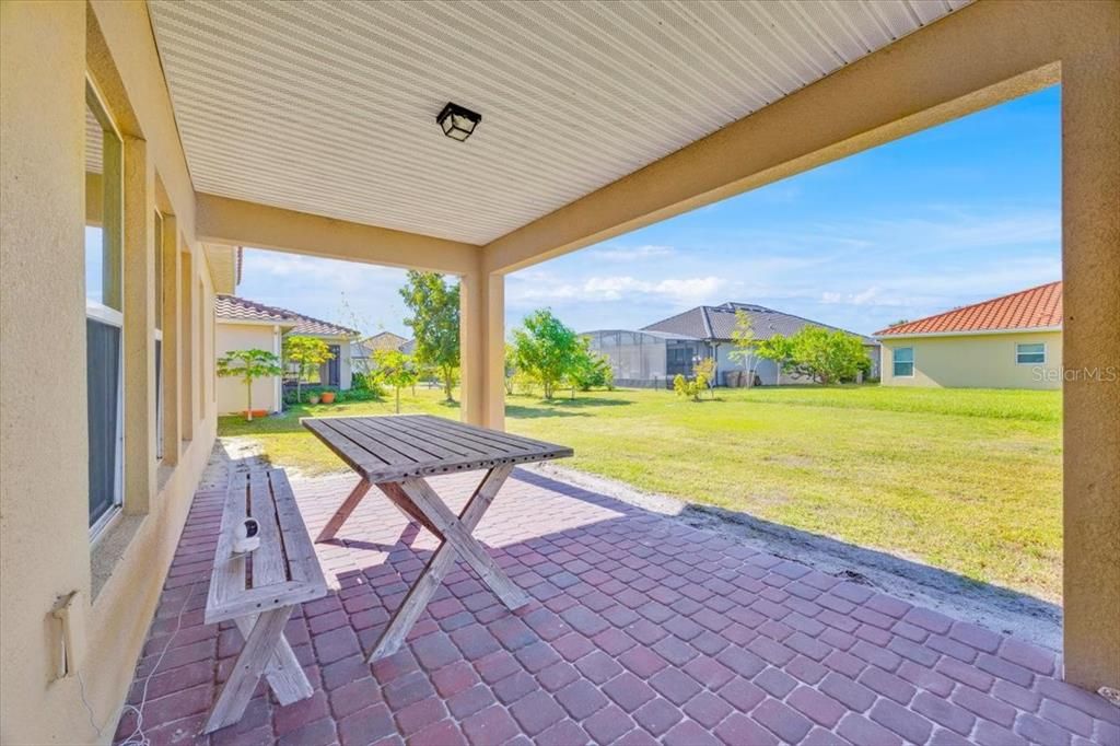 For Sale: $368,000 (3 beds, 2 baths, 1920 Square Feet)