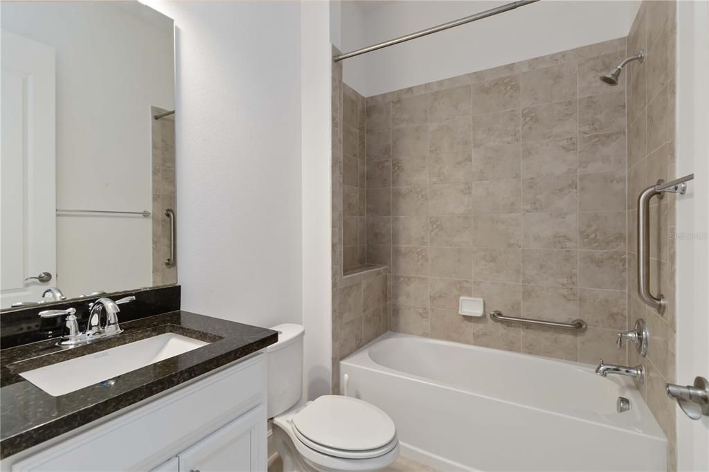 For Rent: $2,000 (2 beds, 2 baths, 1346 Square Feet)