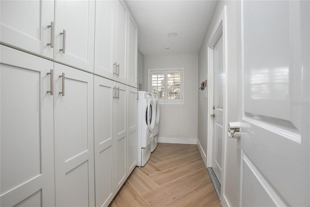 Active With Contract: $649,900 (4 beds, 2 baths, 2279 Square Feet)