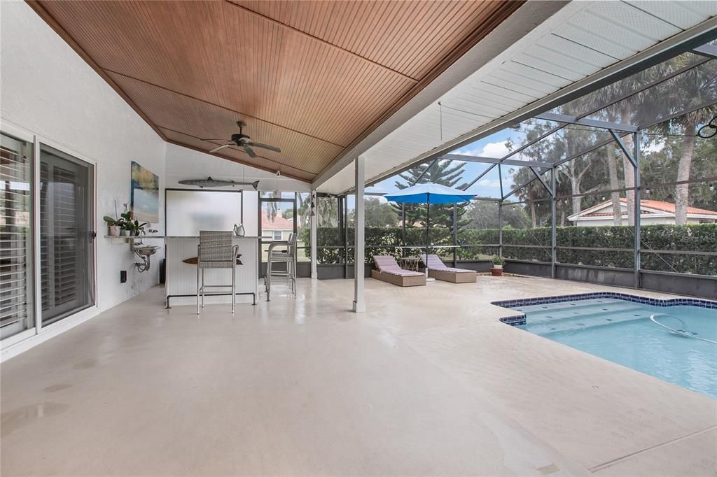 Active With Contract: $649,900 (4 beds, 2 baths, 2279 Square Feet)