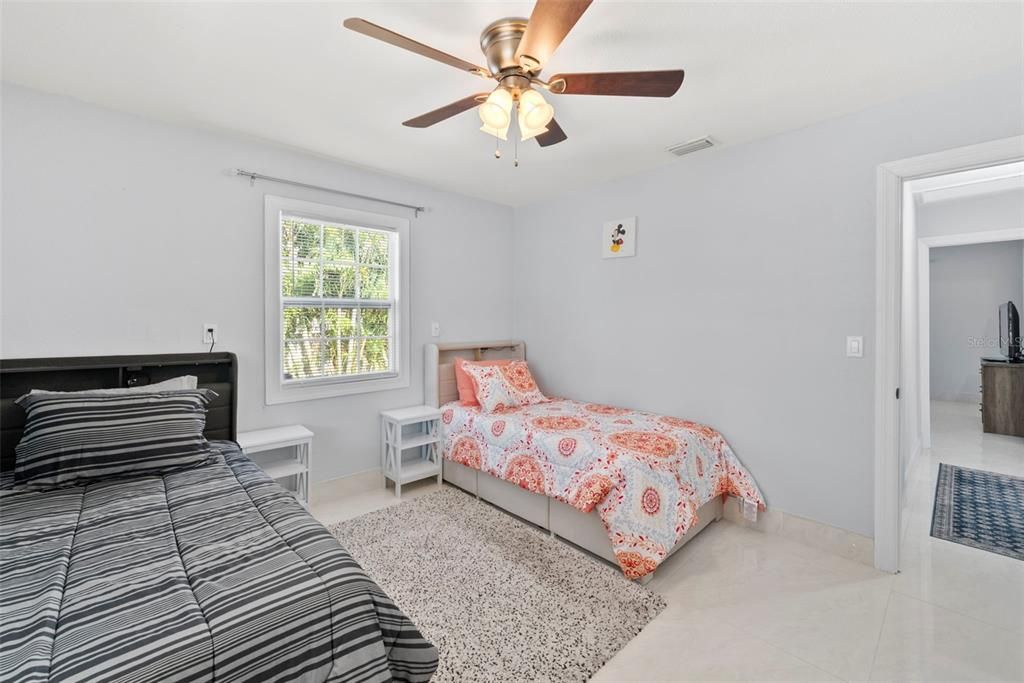 For Sale: $1,098,000 (3 beds, 2 baths, 1876 Square Feet)