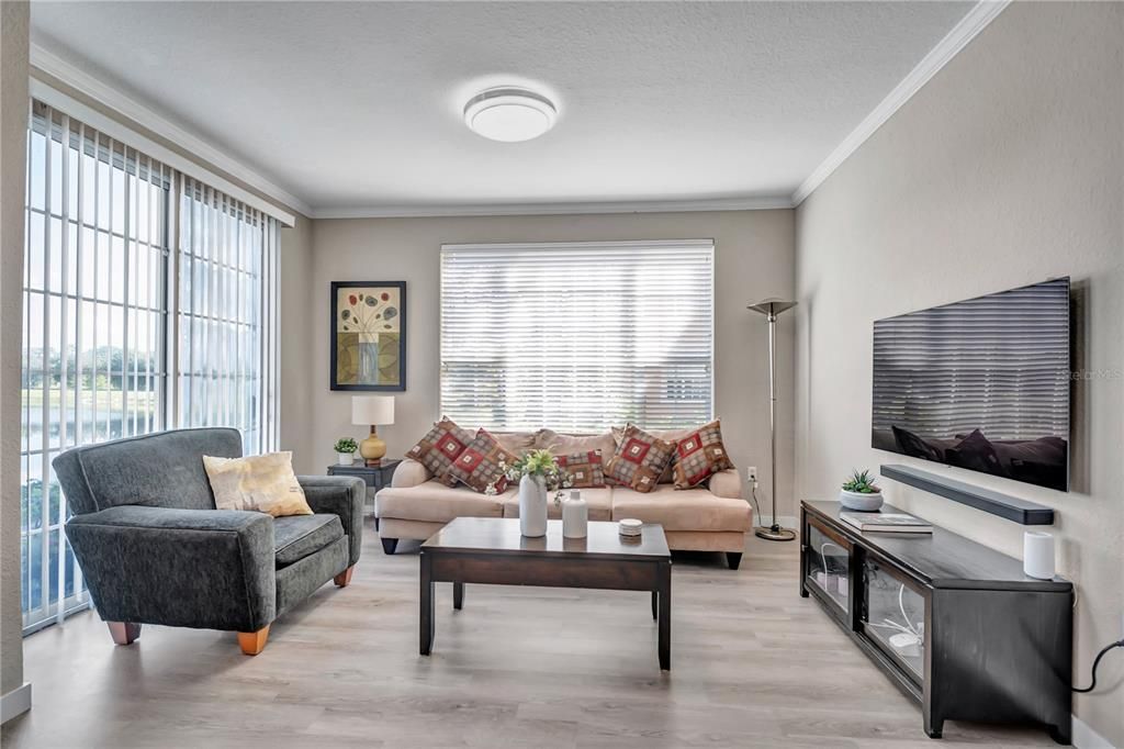 For Sale: $280,000 (2 beds, 2 baths, 1140 Square Feet)