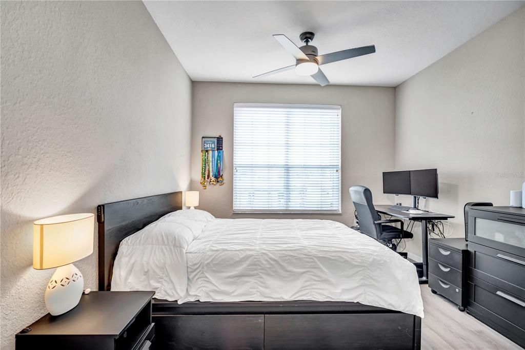 For Sale: $280,000 (2 beds, 2 baths, 1140 Square Feet)