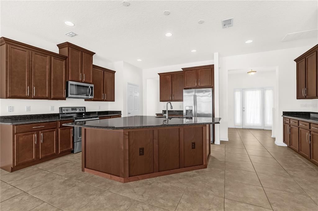 For Sale: $429,000 (3 beds, 2 baths, 1851 Square Feet)