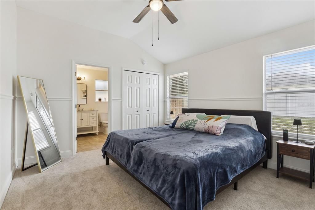 For Sale: $389,000 (3 beds, 2 baths, 1311 Square Feet)