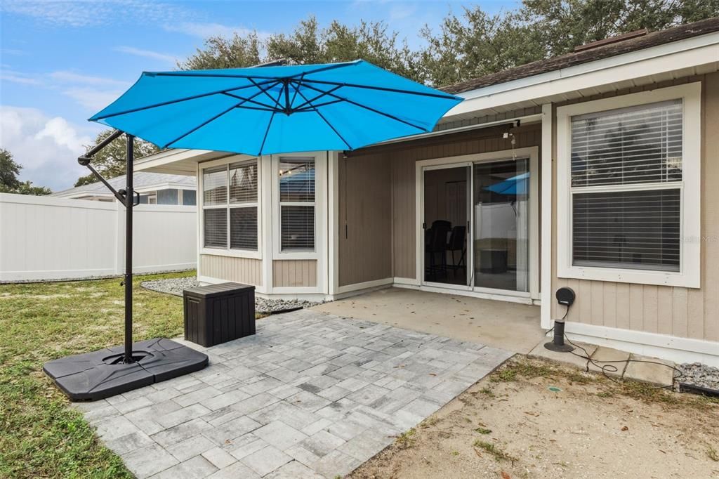 For Sale: $389,000 (3 beds, 2 baths, 1311 Square Feet)