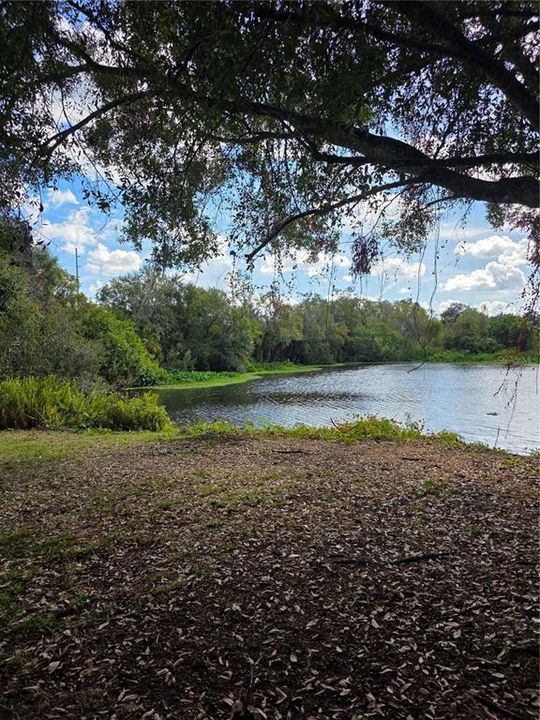 合同活跃: $147,777 (3 贝兹, 2 浴室, 1421 平方英尺)