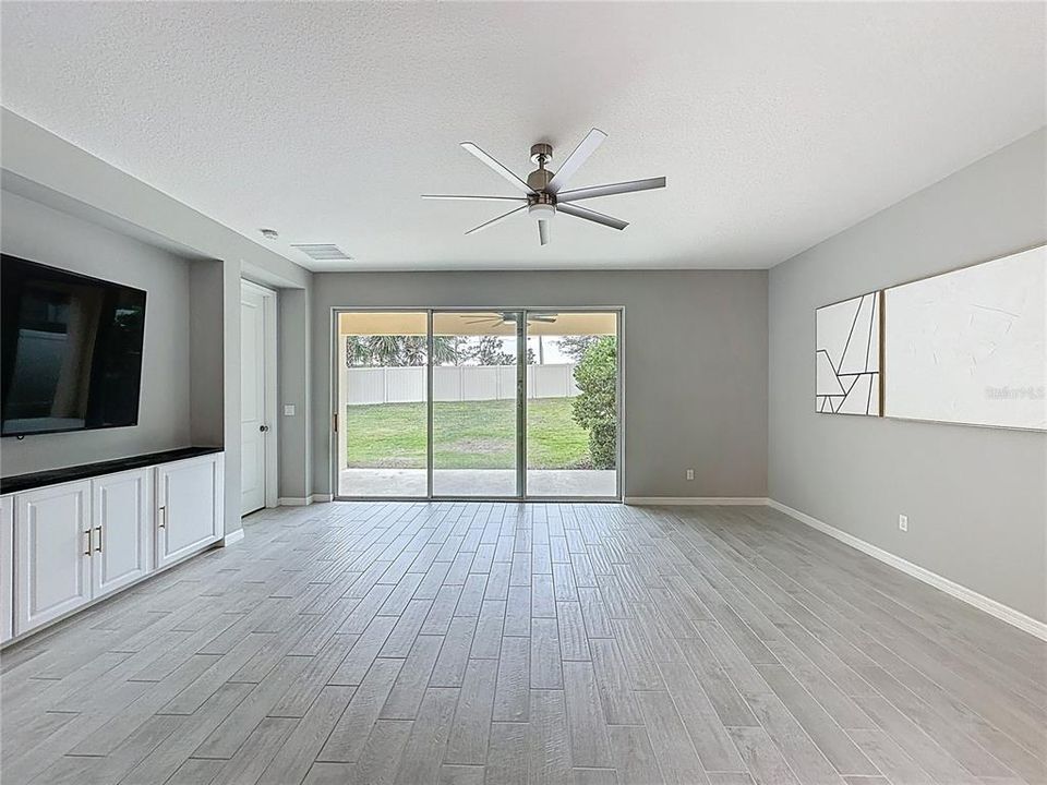 На продажу: $534,900 (4 спален, 3 ванн, 2399 Квадратных фут)