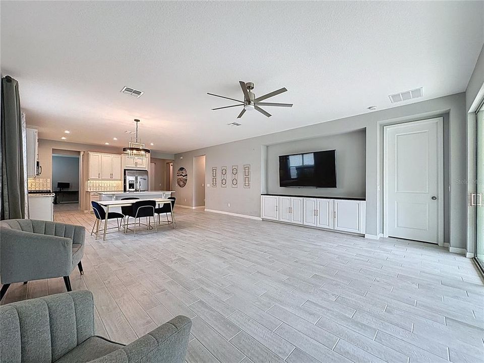 На продажу: $534,900 (4 спален, 3 ванн, 2399 Квадратных фут)