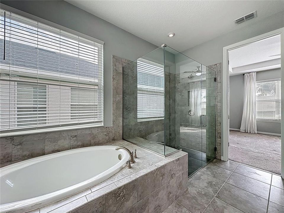 На продажу: $534,900 (4 спален, 3 ванн, 2399 Квадратных фут)