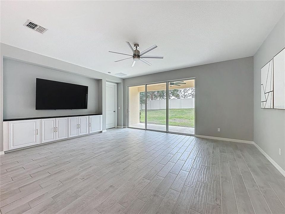 На продажу: $534,900 (4 спален, 3 ванн, 2399 Квадратных фут)