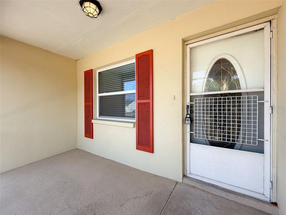 待售: $210,000 (2 贝兹, 2 浴室, 987 平方英尺)