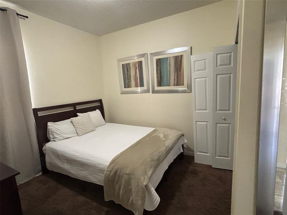 En Renta: $2,350 (4 camas, 2 baños, 1978 Pies cuadrados)