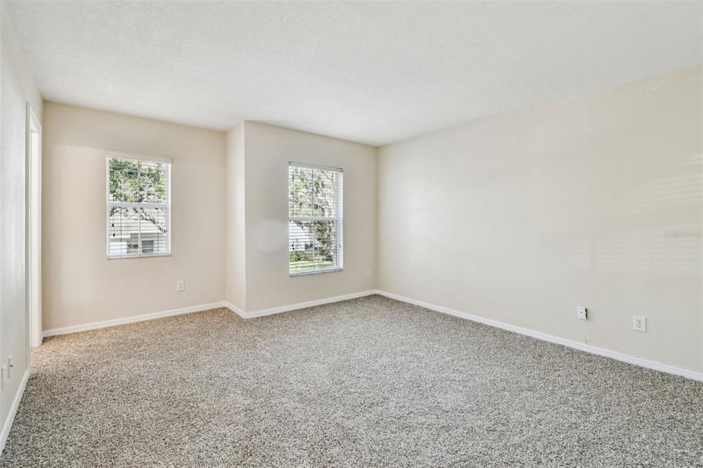 待售: $370,000 (3 贝兹, 2 浴室, 1712 平方英尺)