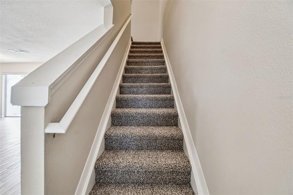 待售: $370,000 (3 贝兹, 2 浴室, 1712 平方英尺)