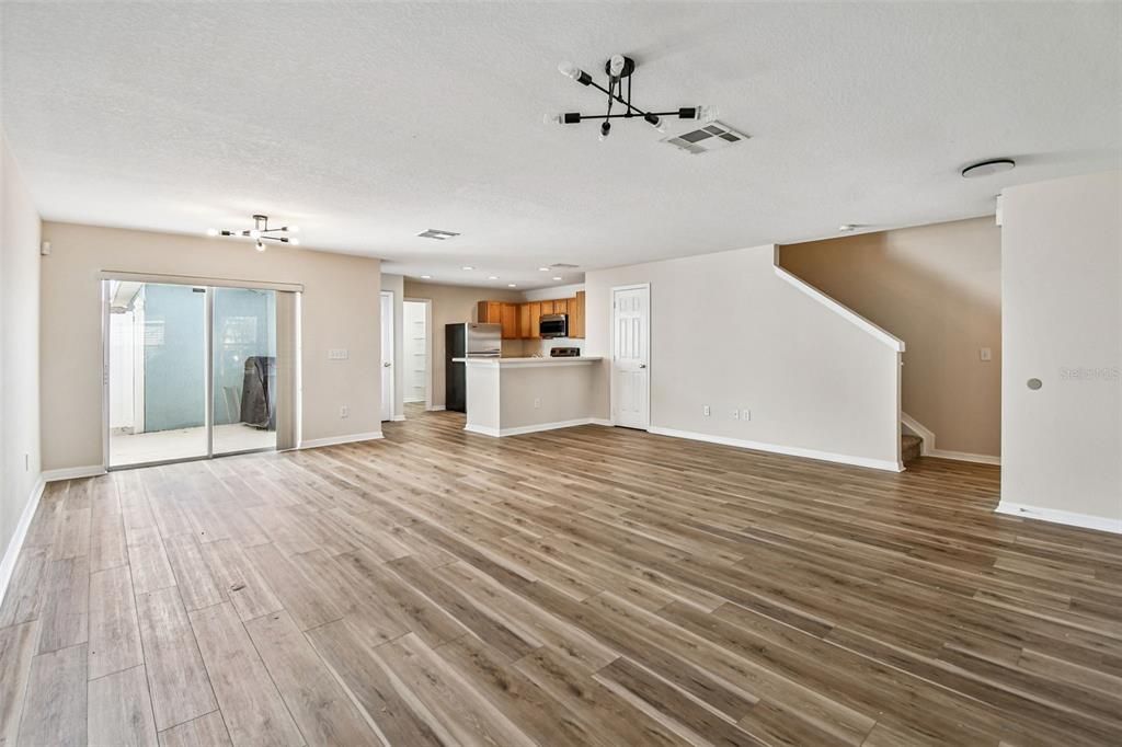 待售: $370,000 (3 贝兹, 2 浴室, 1712 平方英尺)