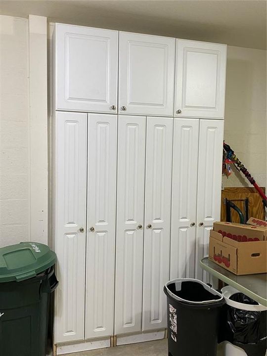 待售: $199,900 (2 贝兹, 2 浴室, 1040 平方英尺)