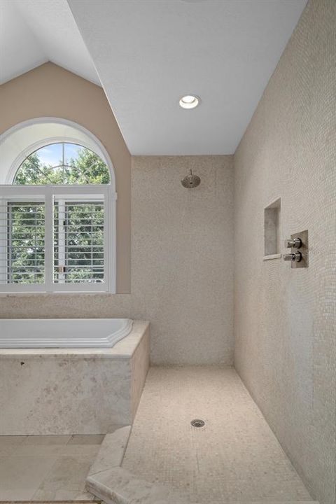 待售: $650,000 (4 贝兹, 3 浴室, 3637 平方英尺)