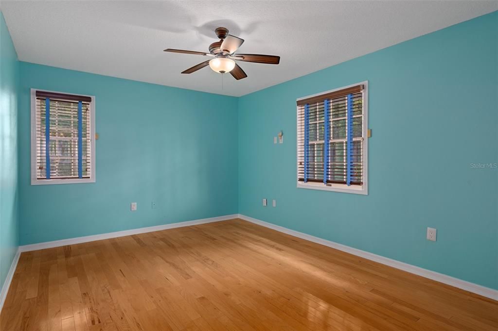 待售: $650,000 (4 贝兹, 3 浴室, 3637 平方英尺)