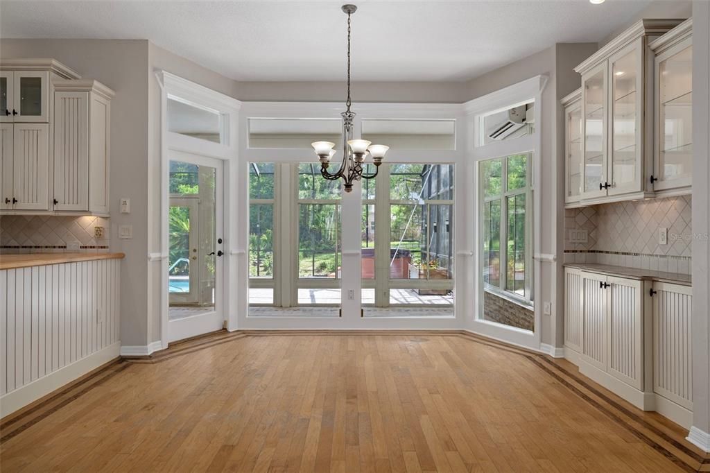 待售: $650,000 (4 贝兹, 3 浴室, 3637 平方英尺)