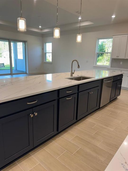 For Sale: $565,990 (3 beds, 2 baths, 2183 Square Feet)