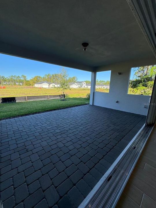 For Sale: $565,990 (3 beds, 2 baths, 2183 Square Feet)