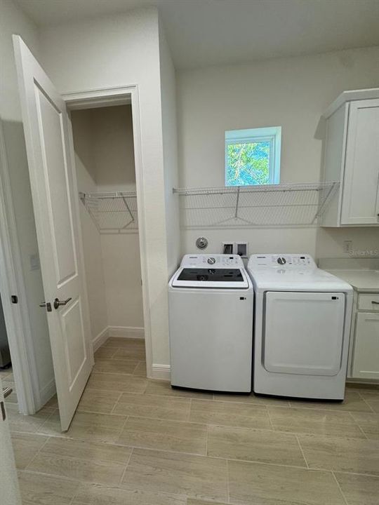 For Sale: $565,990 (3 beds, 2 baths, 2183 Square Feet)