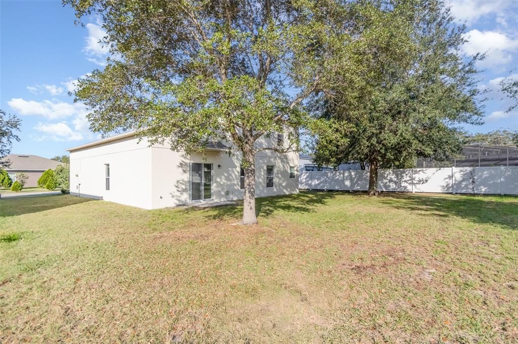 En Venta: $374,900 (4 camas, 2 baños, 2300 Pies cuadrados)