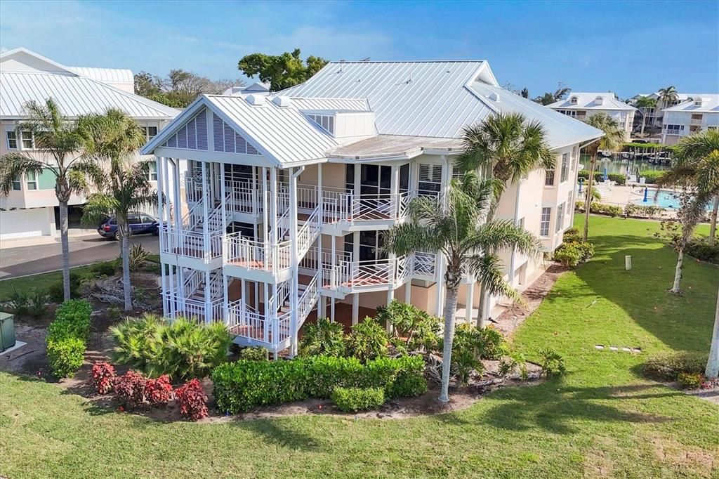 待售: $935,000 (3 贝兹, 3 浴室, 2085 平方英尺)