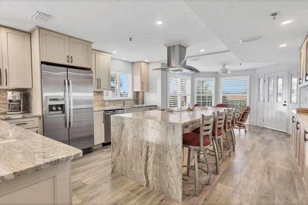 待售: $935,000 (3 贝兹, 3 浴室, 2085 平方英尺)