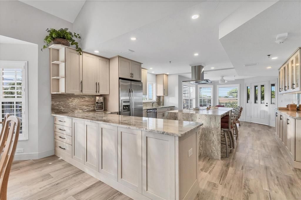 待售: $935,000 (3 贝兹, 3 浴室, 2085 平方英尺)