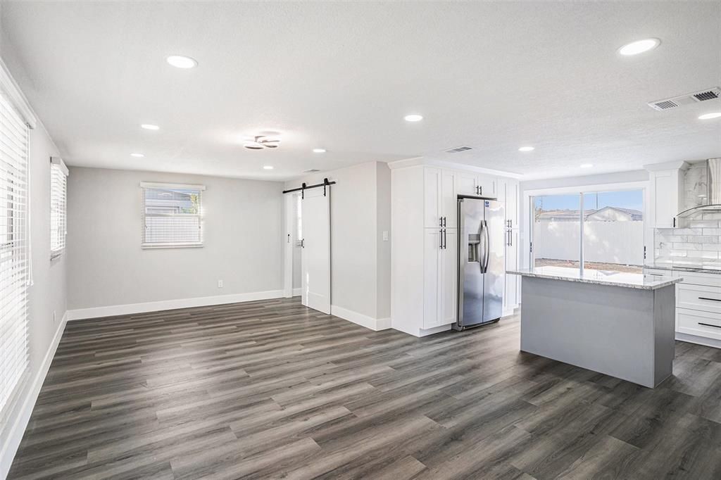 For Sale: $474,900 (3 beds, 2 baths, 1000 Square Feet)