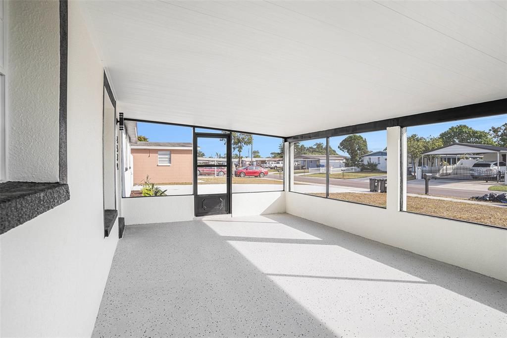 For Sale: $474,900 (3 beds, 2 baths, 1000 Square Feet)