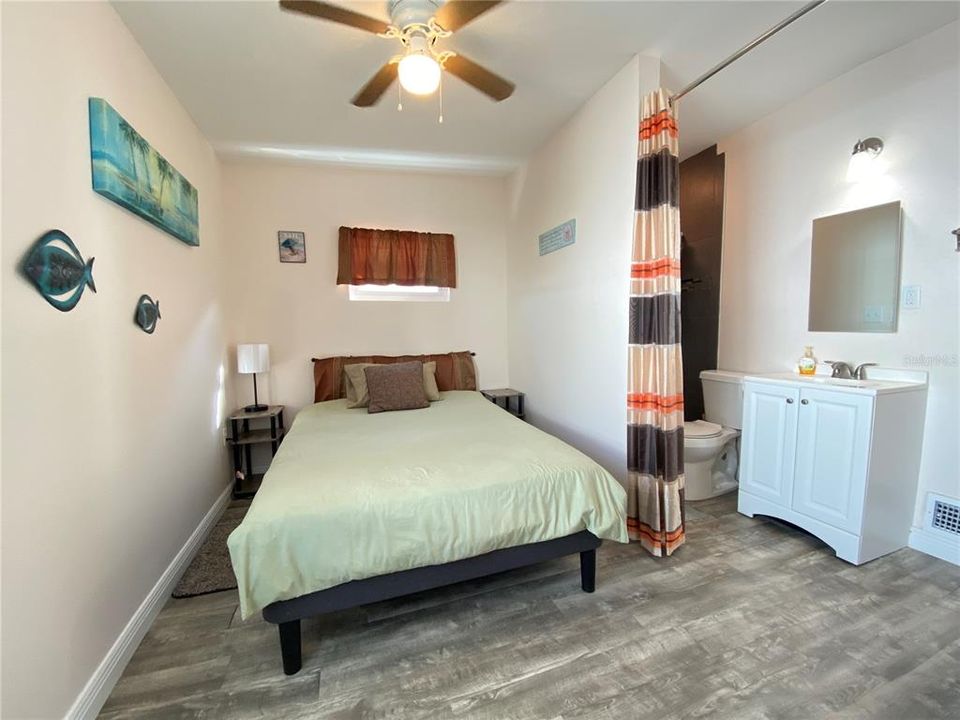 For Sale: $82,900 (3 beds, 2 baths, 828 Square Feet)