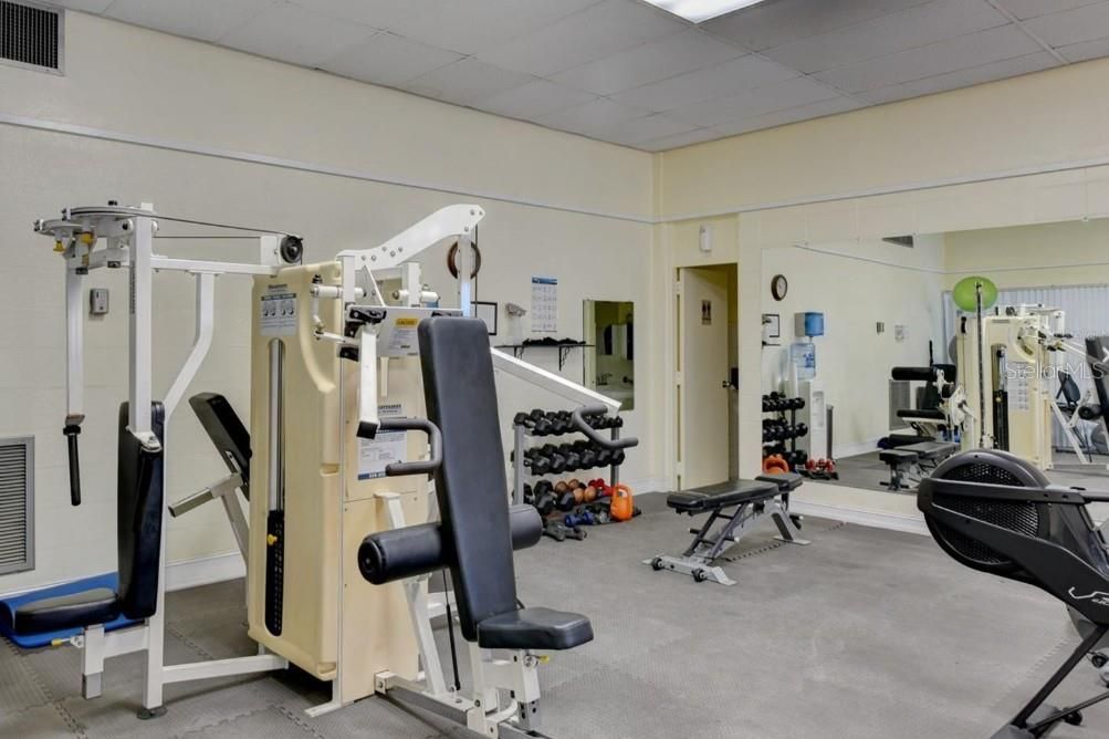 For Sale: $82,900 (3 beds, 2 baths, 828 Square Feet)