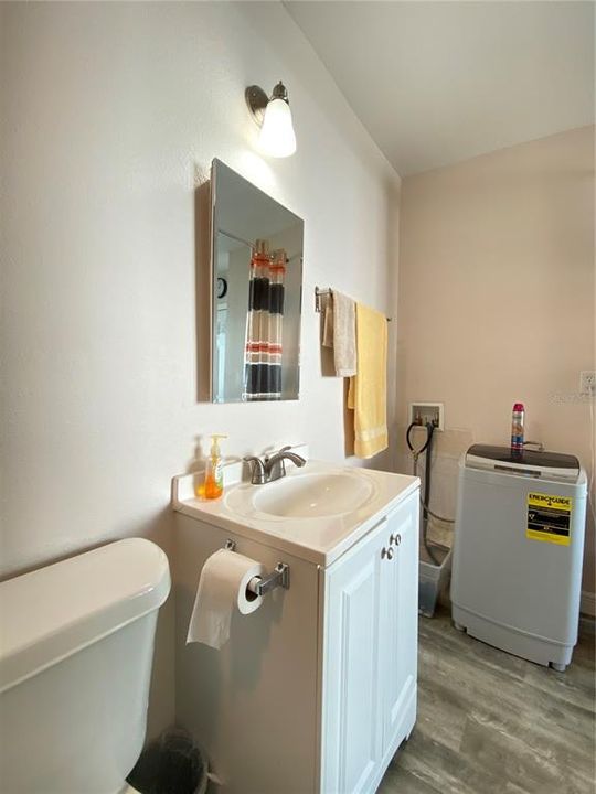 For Sale: $82,900 (3 beds, 2 baths, 828 Square Feet)