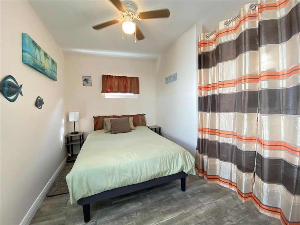 For Sale: $82,900 (3 beds, 2 baths, 828 Square Feet)