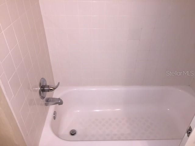 En Renta: $1,600 (3 camas, 2 baños, 1500 Pies cuadrados)