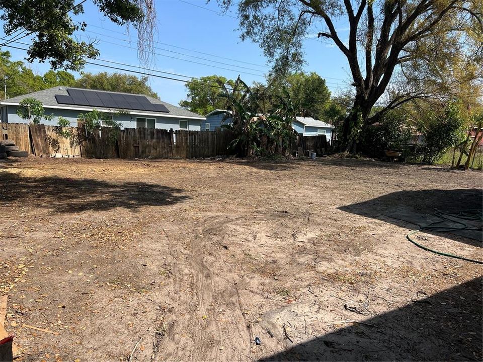 待售: $229,000 (3 贝兹, 2 浴室, 1064 平方英尺)