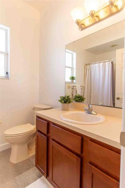 待售: $319,000 (3 贝兹, 2 浴室, 1565 平方英尺)