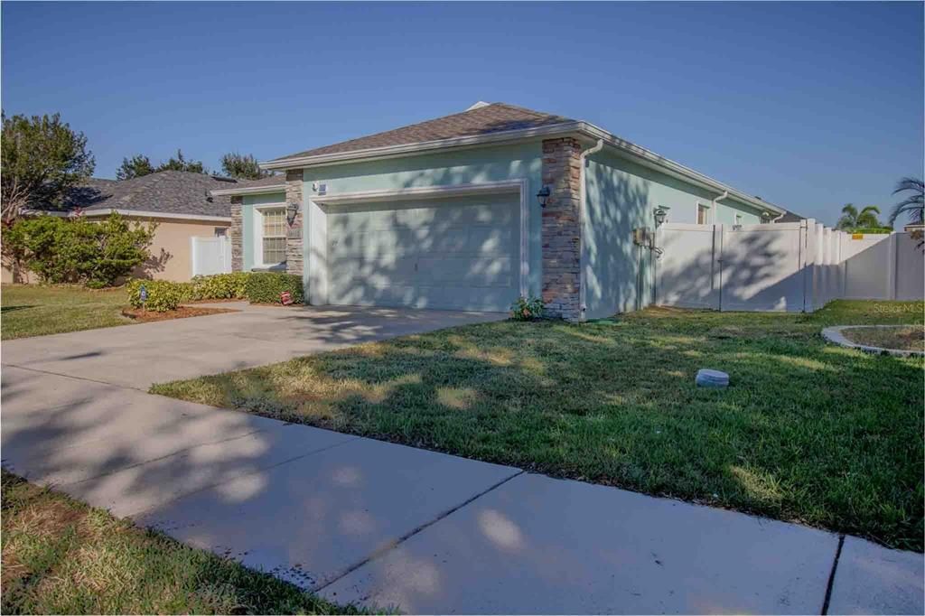 待售: $319,000 (3 贝兹, 2 浴室, 1565 平方英尺)