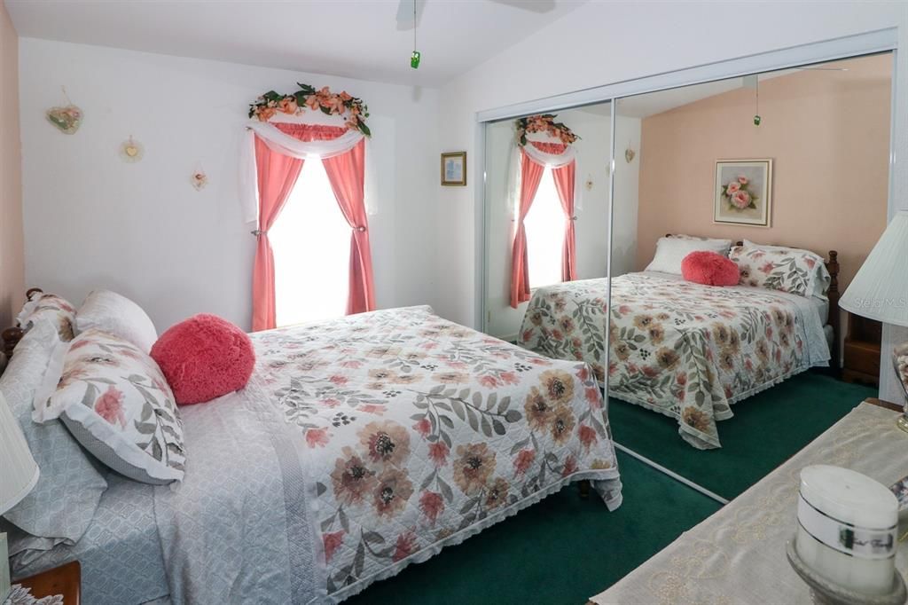 For Sale: $95,000 (2 beds, 2 baths, 1196 Square Feet)