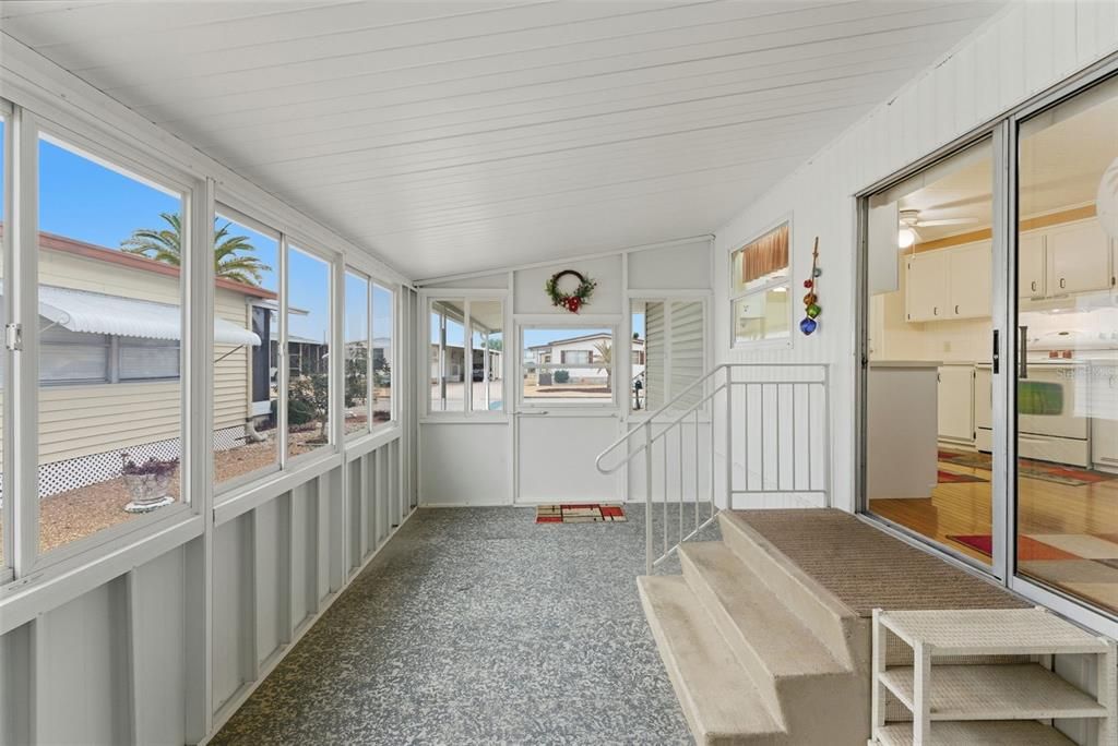 На продажу: $169,900 (3 спален, 2 ванн, 1394 Квадратных фут)