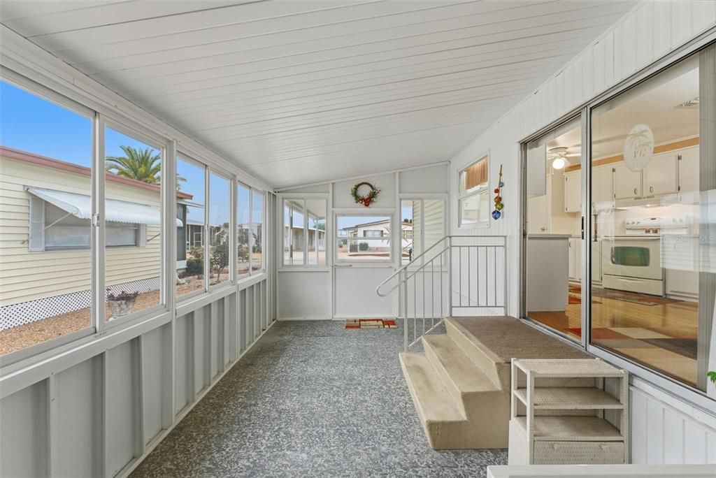 На продажу: $169,900 (3 спален, 2 ванн, 1394 Квадратных фут)