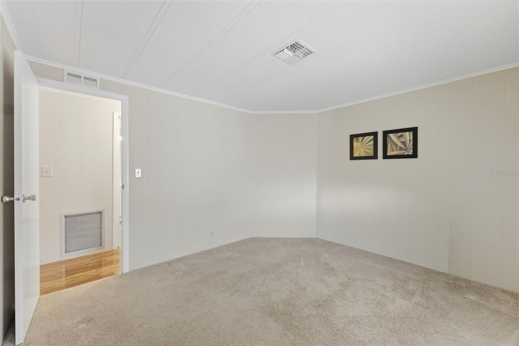 На продажу: $169,900 (3 спален, 2 ванн, 1394 Квадратных фут)