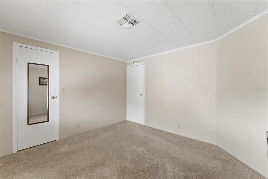 На продажу: $169,900 (3 спален, 2 ванн, 1394 Квадратных фут)