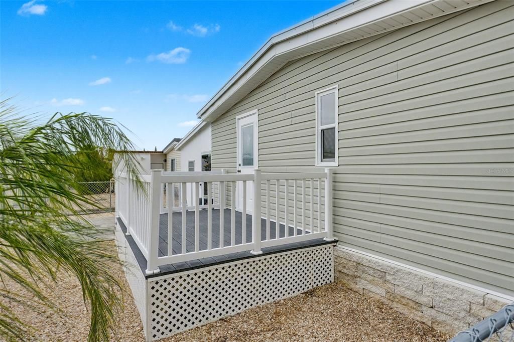 На продажу: $169,900 (3 спален, 2 ванн, 1394 Квадратных фут)