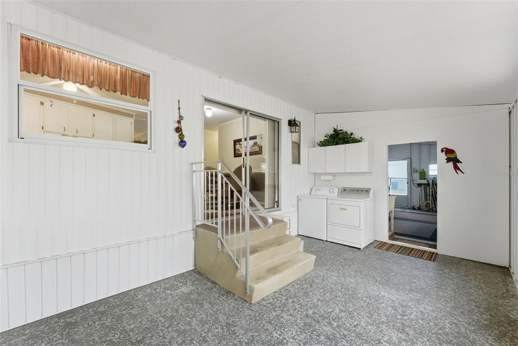 На продажу: $169,900 (3 спален, 2 ванн, 1394 Квадратных фут)