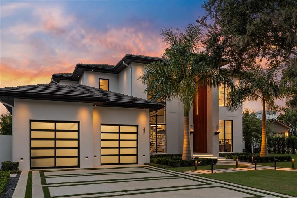 For Rent: $19,000 (5 beds, 5 baths, 5164 Square Feet)