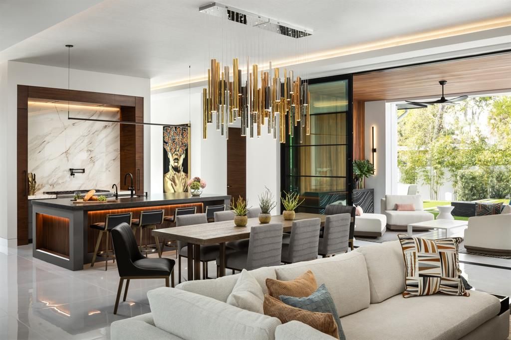 For Rent: $19,000 (5 beds, 5 baths, 5164 Square Feet)